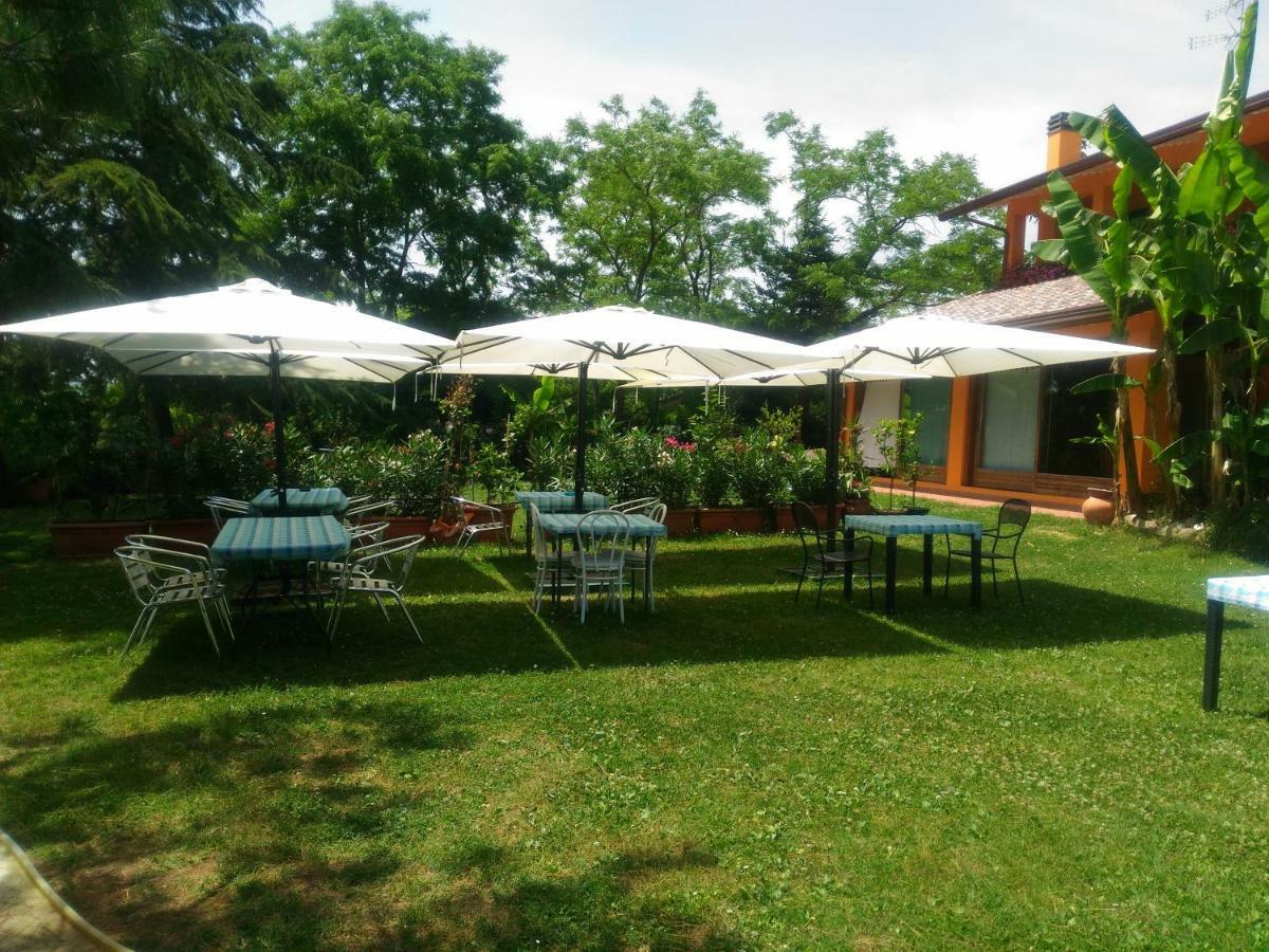 Agriturismo La Quiete Roncofreddo エクステリア 写真