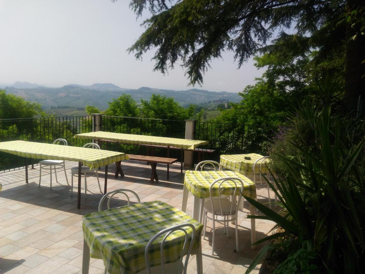 Agriturismo La Quiete Roncofreddo エクステリア 写真