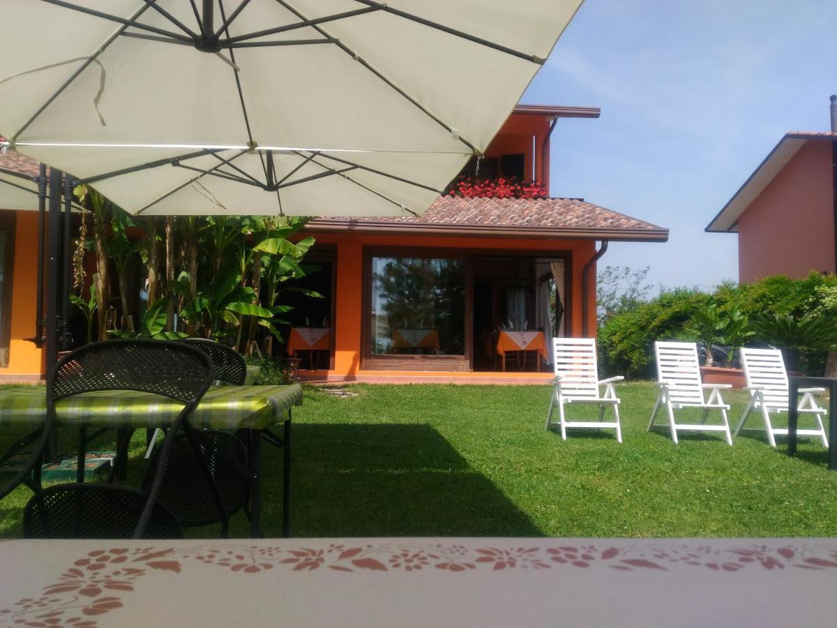 Agriturismo La Quiete Roncofreddo エクステリア 写真